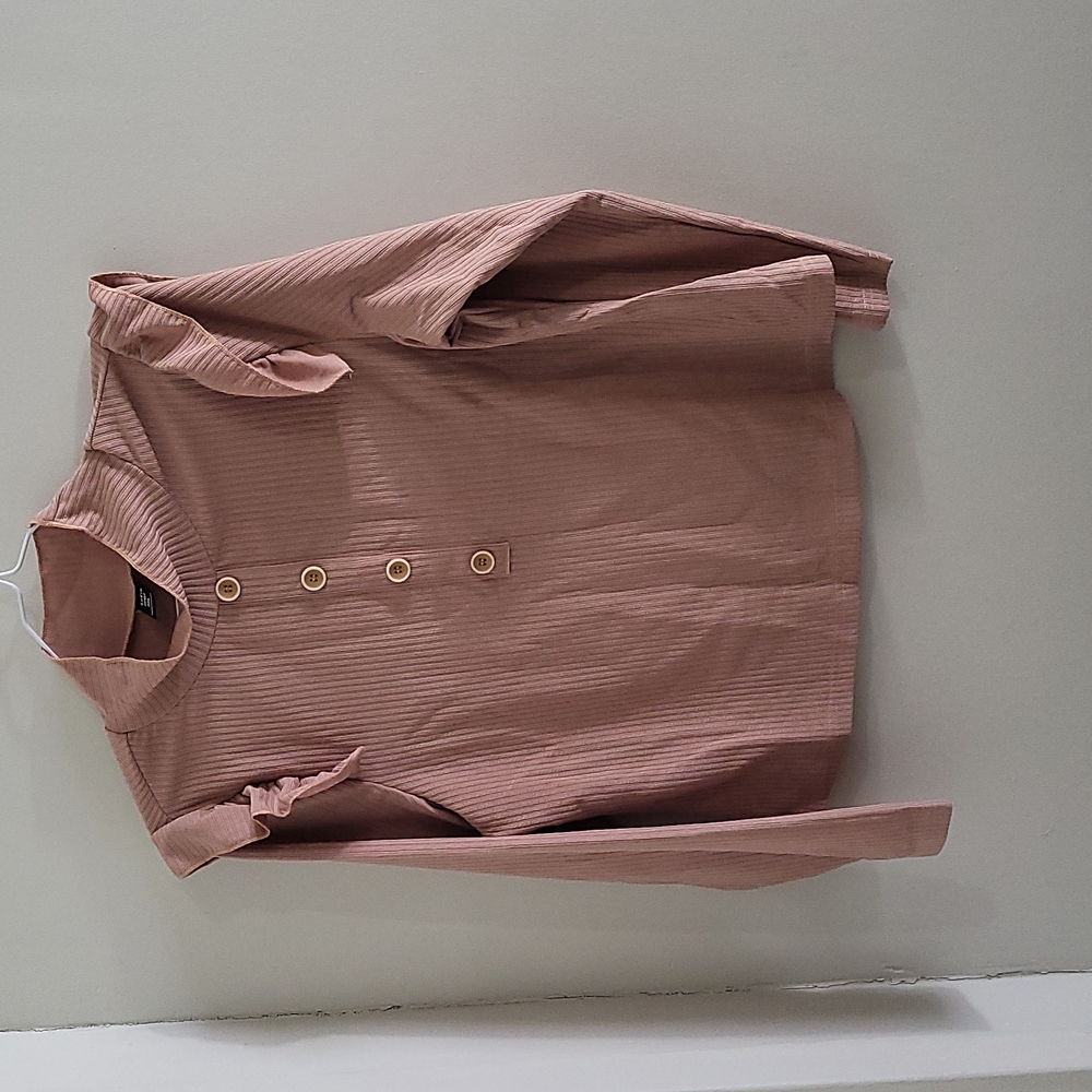Button Detail Ruffle Trim Tee